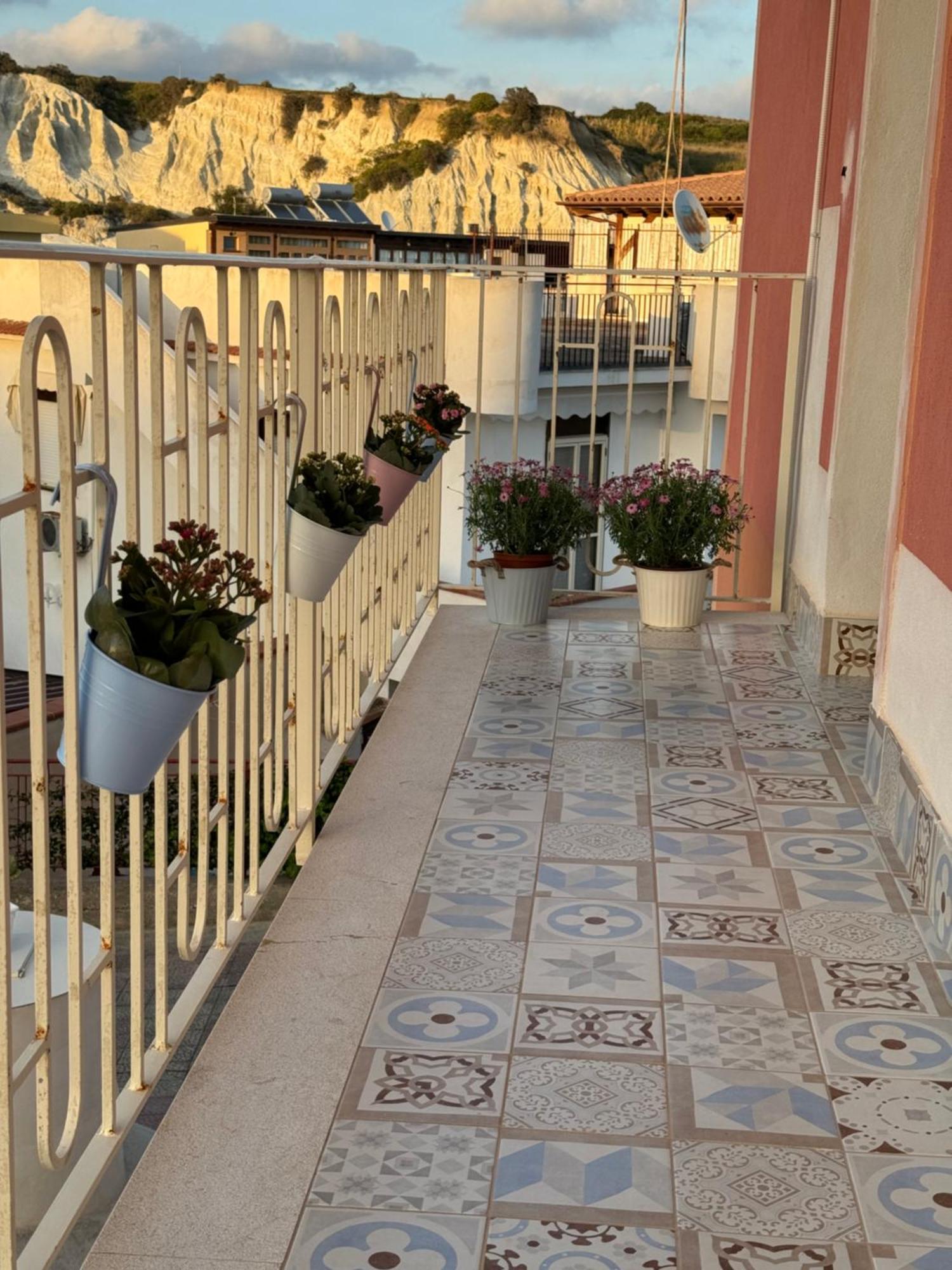Villa Maresa Home เรอัลมอนเต ภายนอก รูปภาพ